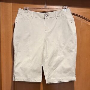 INC International Concepts Women's Beige Bermudas